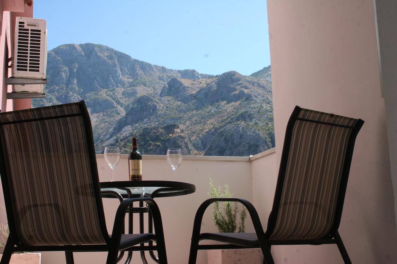 Maritimo Apartments Котор Екстериор снимка