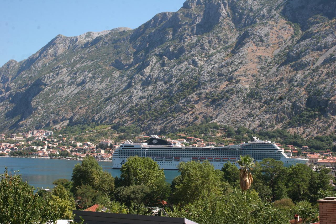 Maritimo Apartments Котор Екстериор снимка