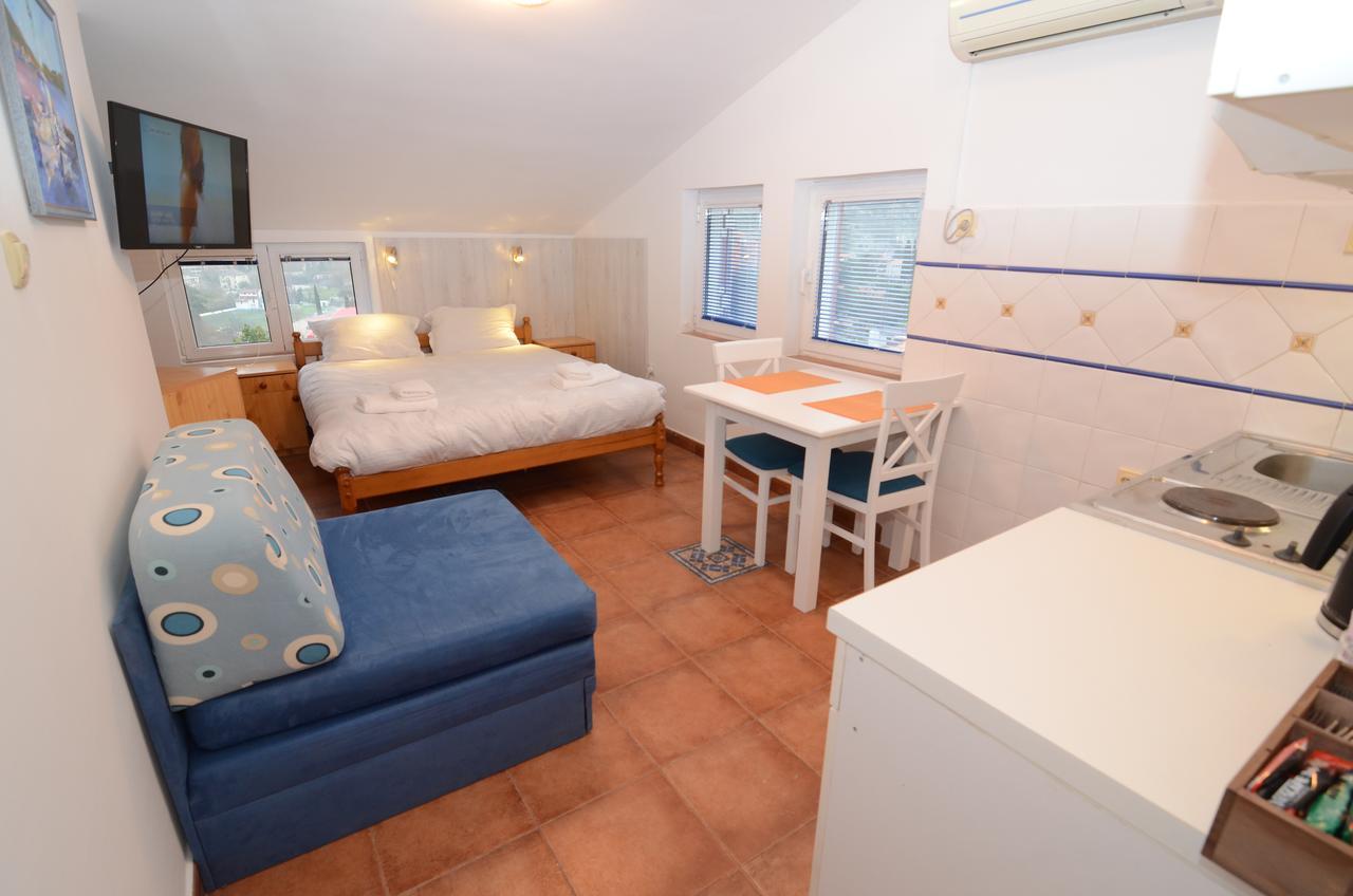 Maritimo Apartments Котор Екстериор снимка