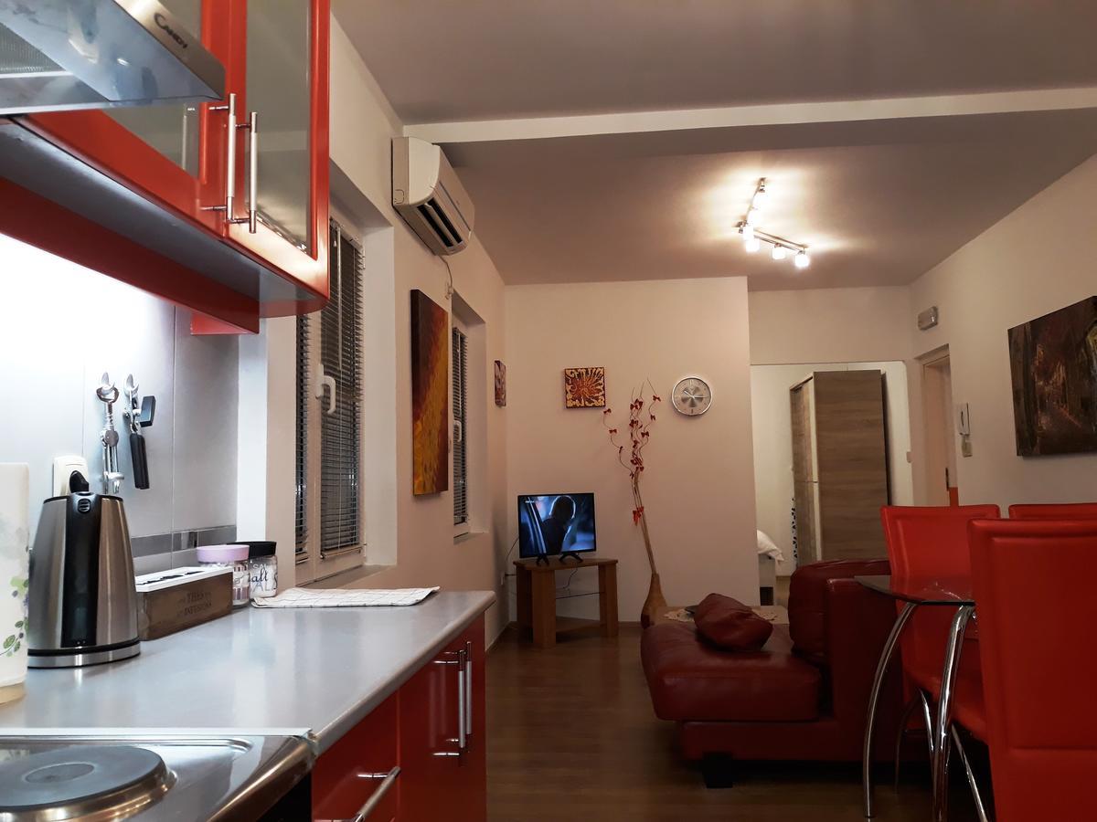 Maritimo Apartments Котор Екстериор снимка