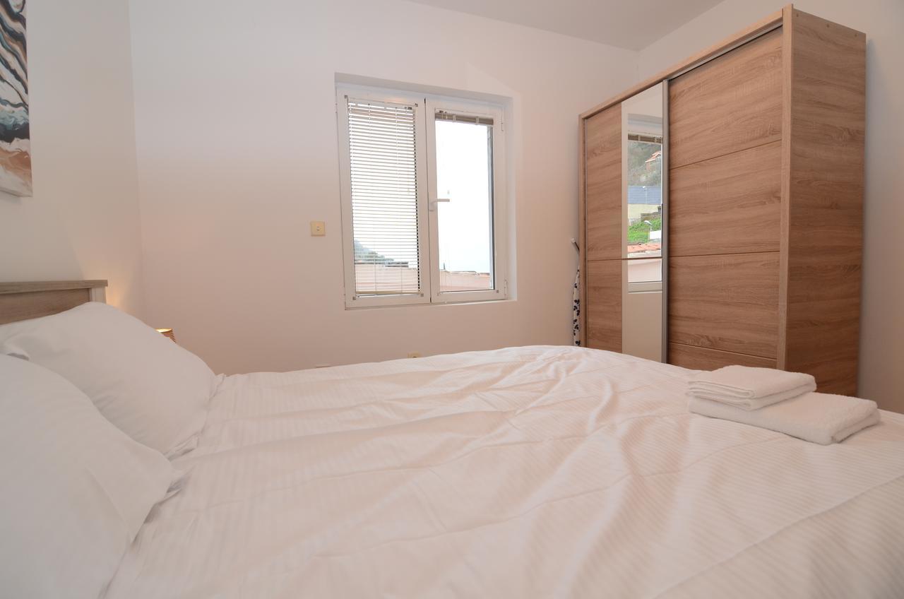 Maritimo Apartments Котор Екстериор снимка