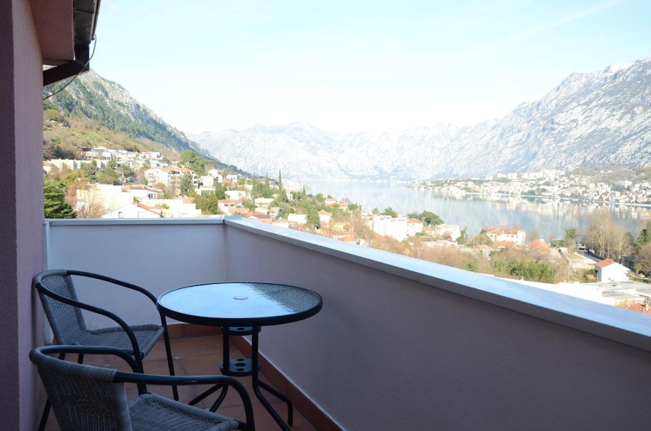 Maritimo Apartments Котор Екстериор снимка