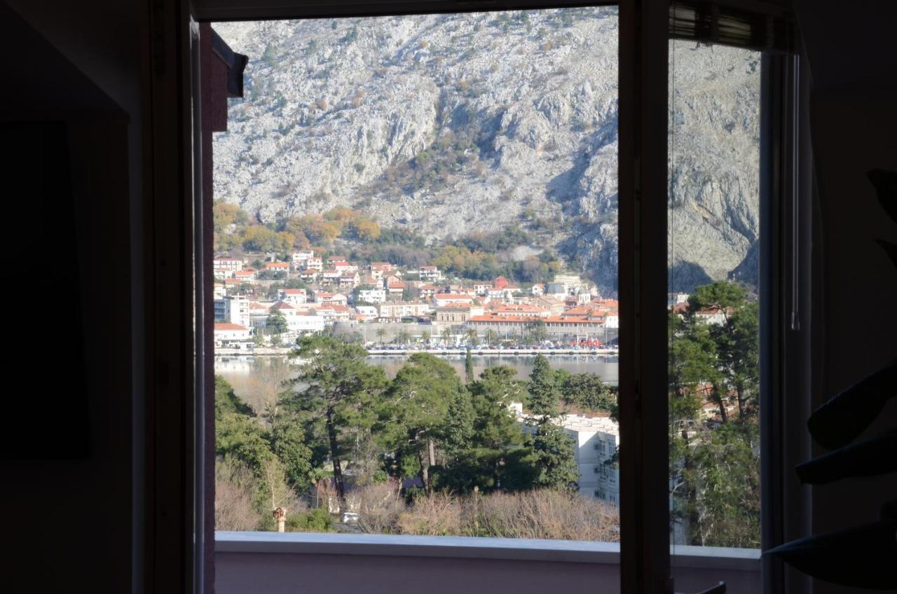 Maritimo Apartments Котор Екстериор снимка